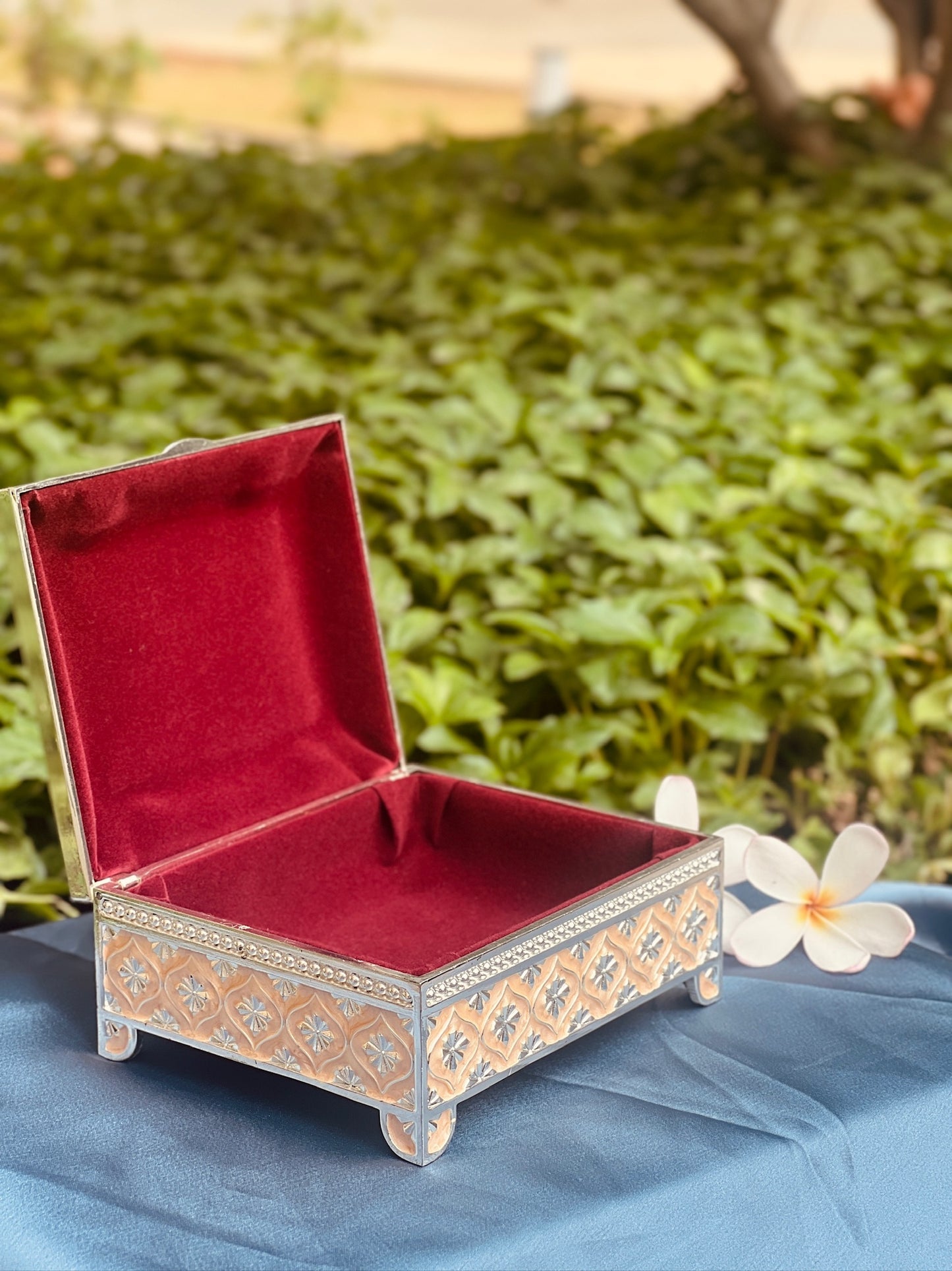 Enamel Compact Luxurious Jewellery Box-Peach