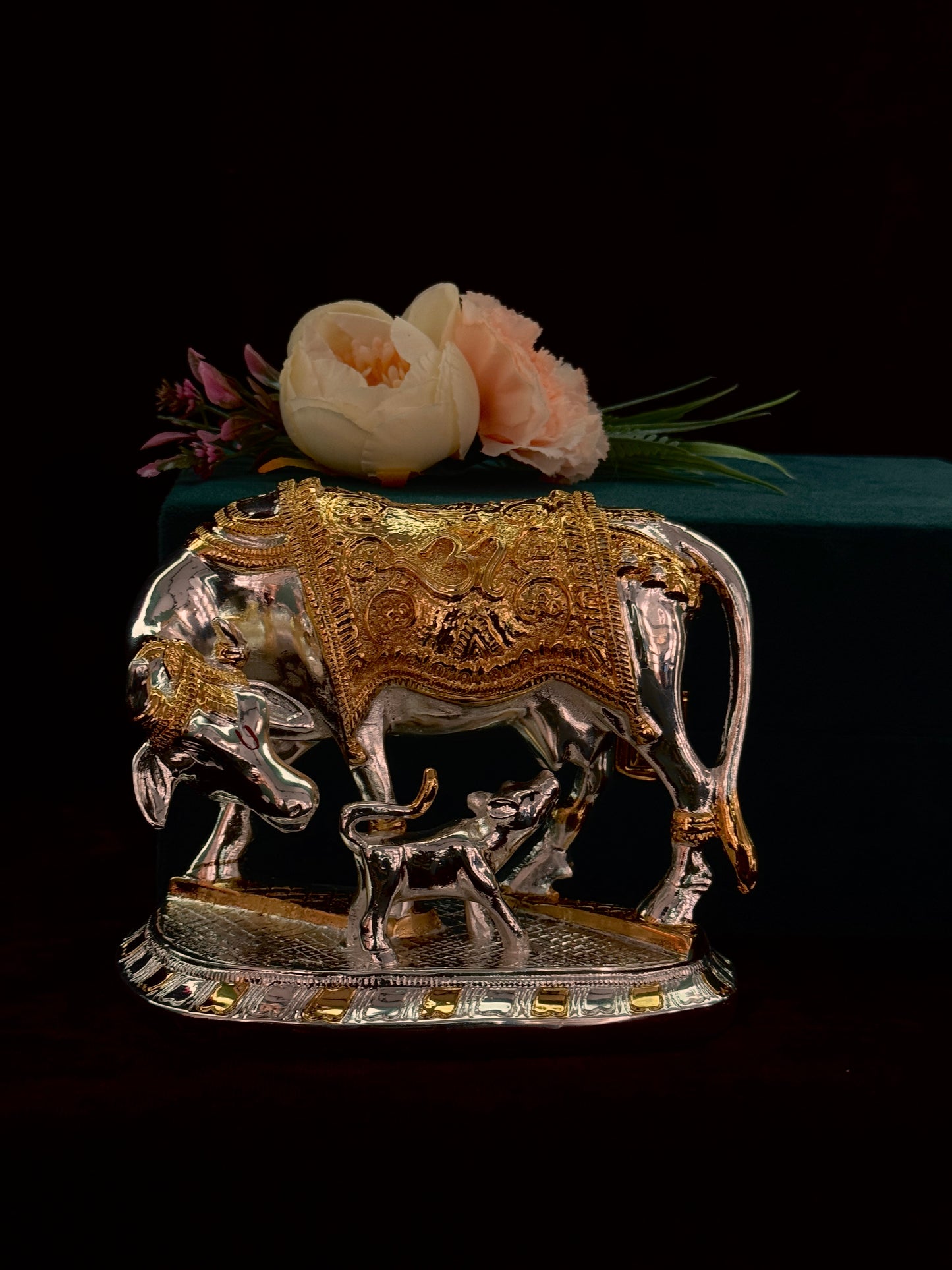 Gold & Silver Plated Antique Kamdhenu
