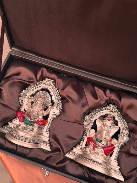 Silver Plated Pair of Ganeshji and Laxmi Ji