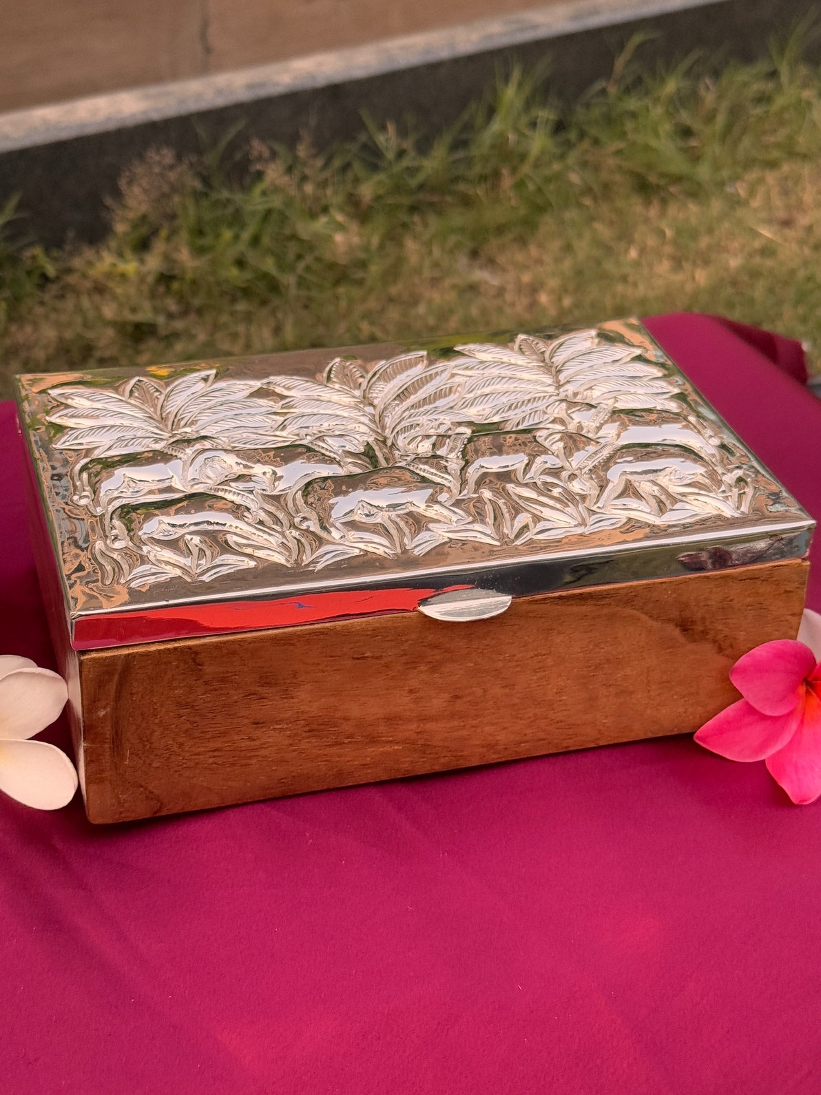 Silver Plated Dry Fruit Box With Wooden  Base -Medium