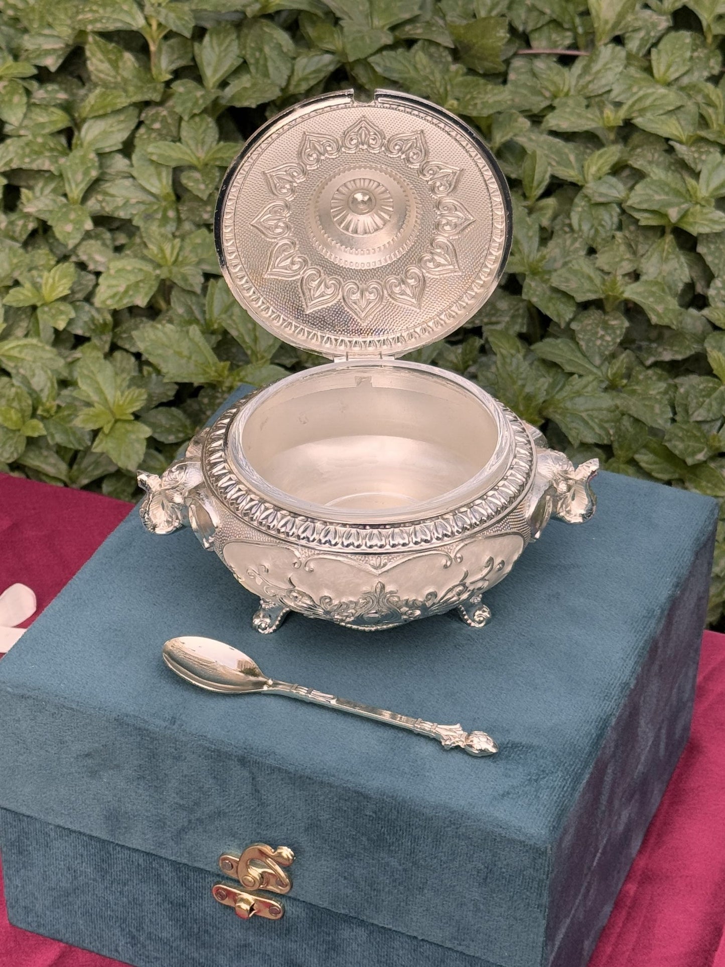 DESHANA Elegant Style Luxurious Dry Fruit cum Mukhwas Box – White – A Stylish Storage Solution for Delights