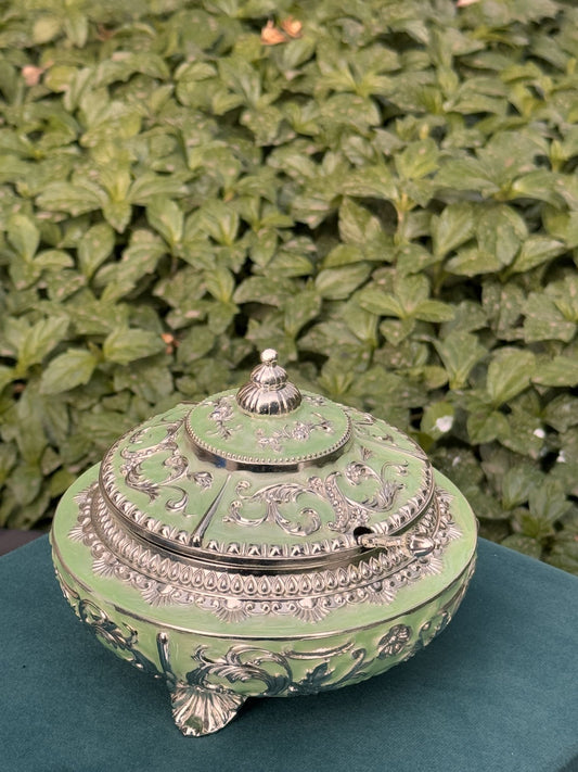 DESHANA Elegant Style Luxurious Dry Fruit cum Mukhwas Box – Green – A Stylish Storage Solution for Delights