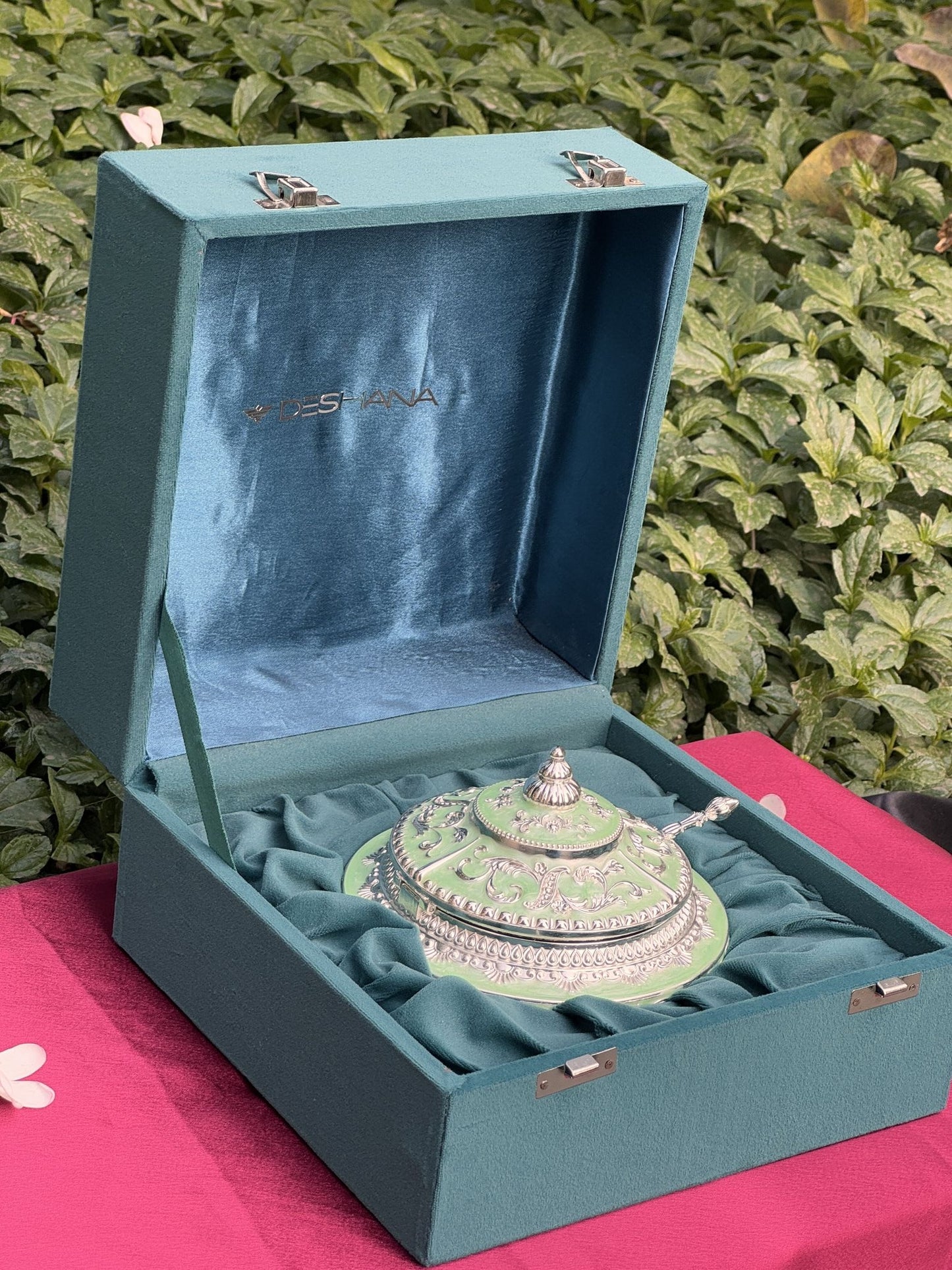 DESHANA Elegant Style Luxurious Dry Fruit cum Mukhwas Box – Green – A Stylish Storage Solution for Delights