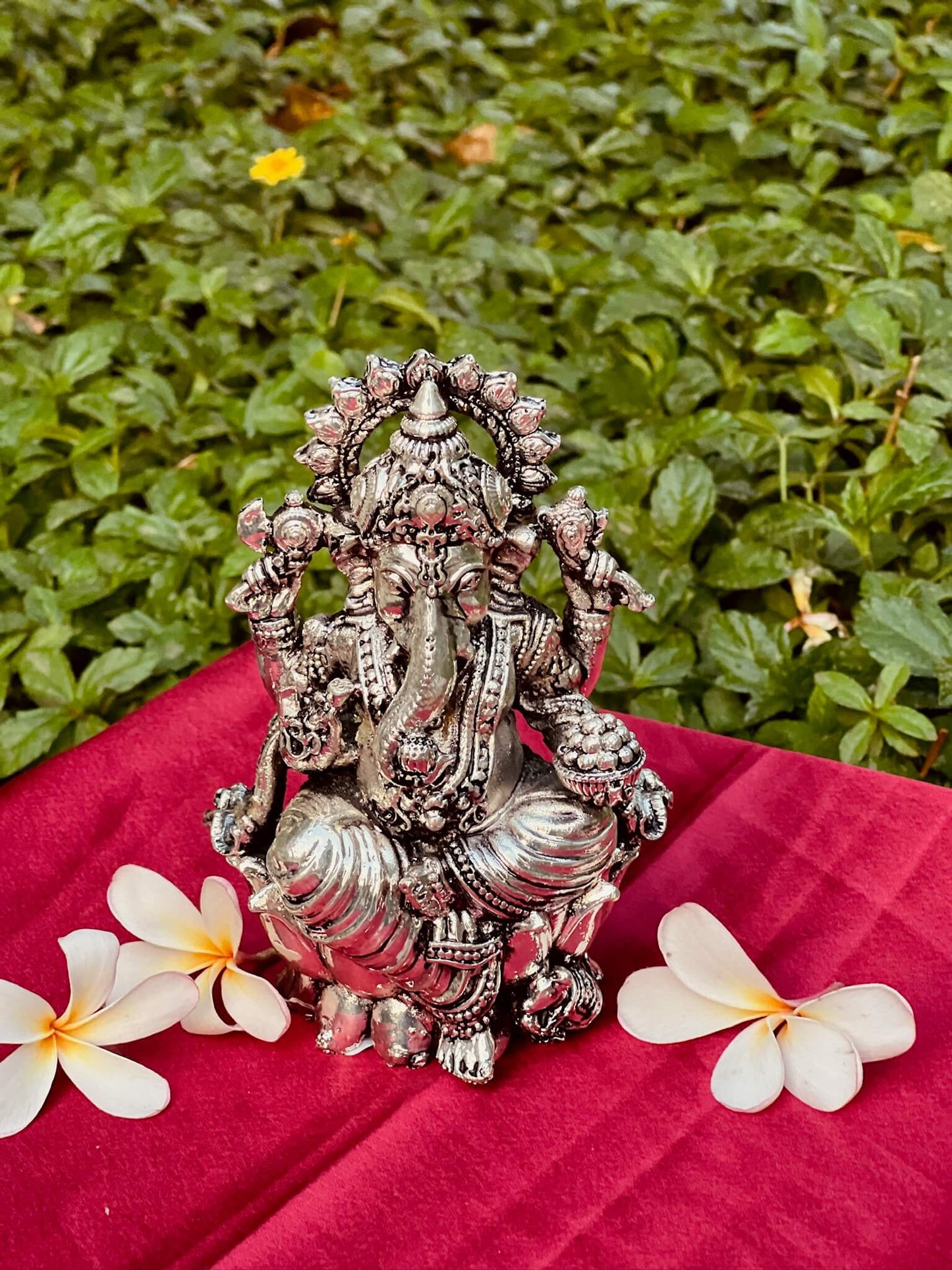 Silver Plated Antique Resin-Based Lord Ganesha – A Timeless Symbol of Prosperity and Blessings