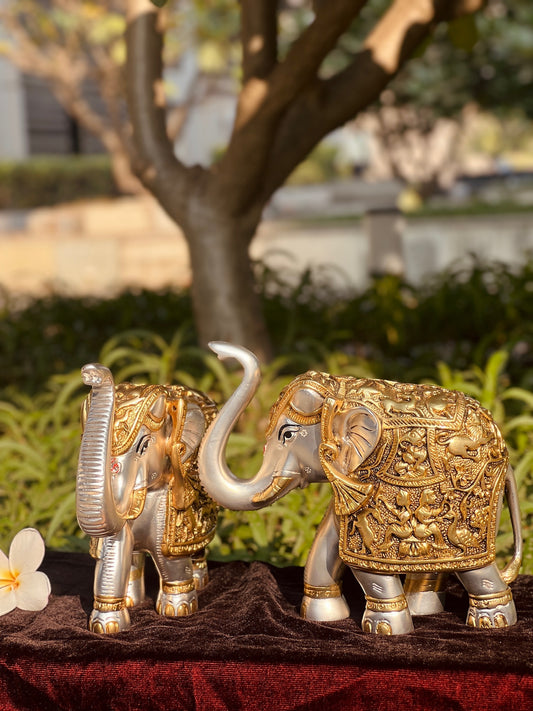 DESHANA Antique Gold and Silver Plated Medium Size Elephant – A Majestic Symbol of Strength and Prosperity