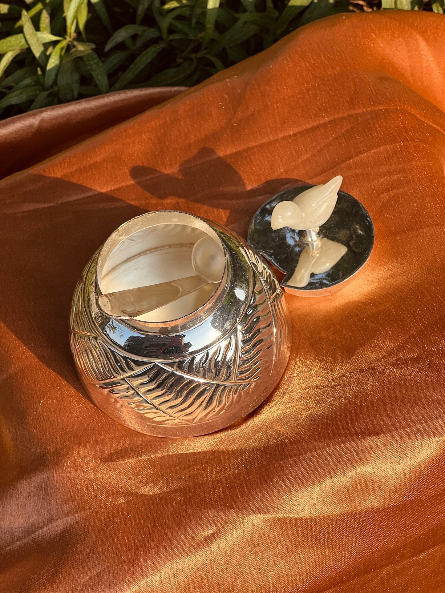 DESHANA Silver Plated Mukhwas Box with Real Stone Bird on Top – A Perfect Blend of Elegance