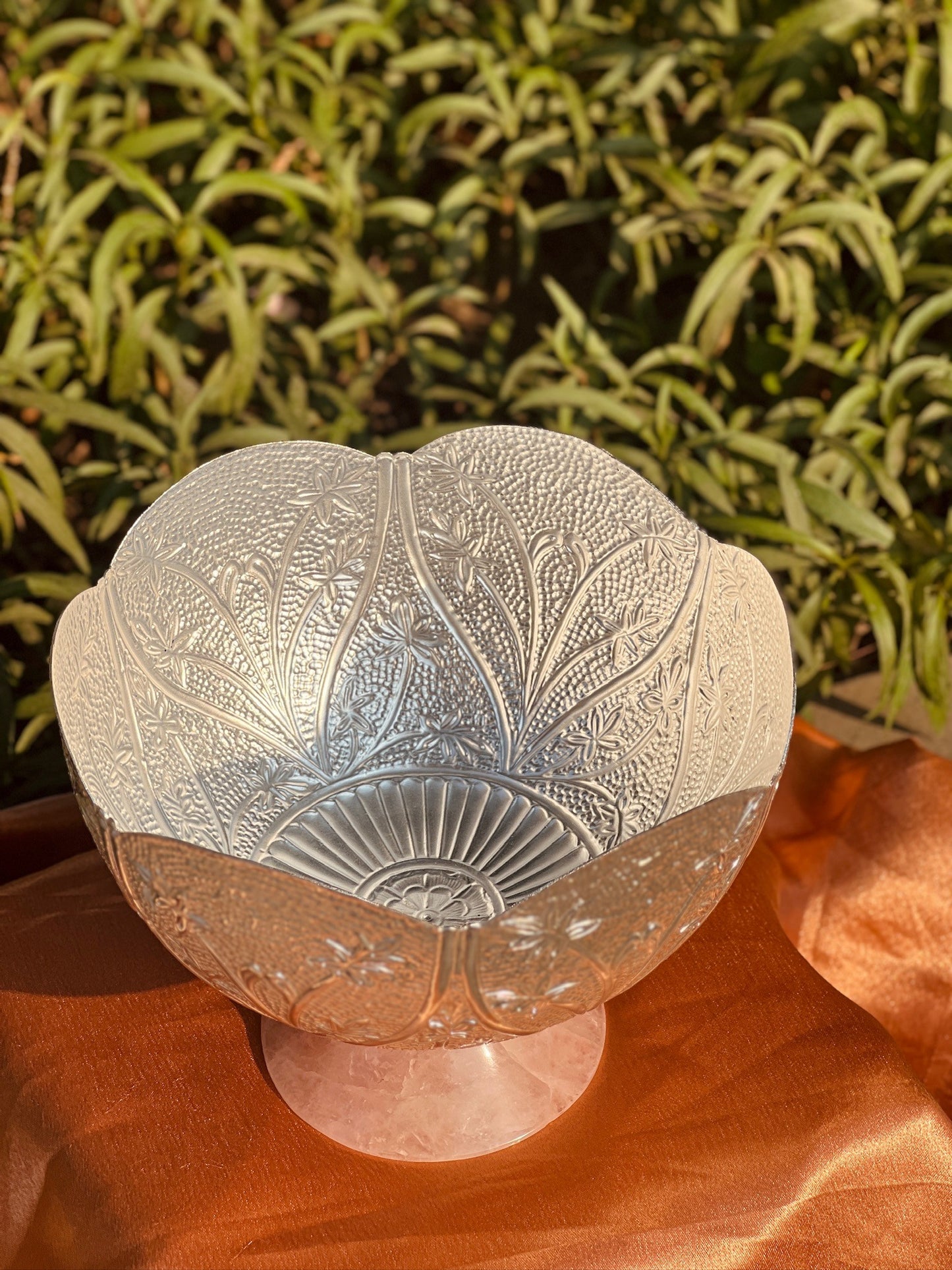 DESHANA Handcrafted Silver Plated Decorative Piece with Real Rose Quartz Base – A Symbol of Luxury and Serenity
