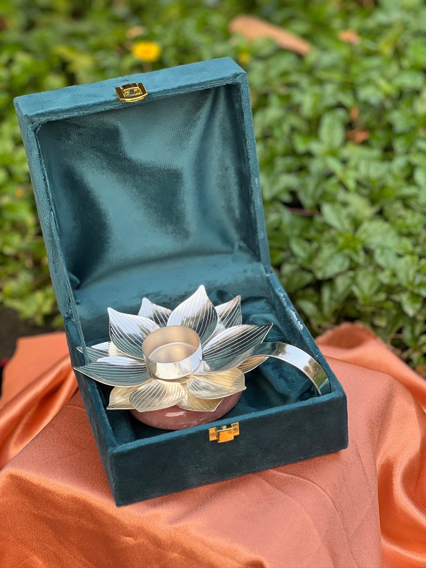 DESHANA Silver Plated Stone-Based Lotus Style Diya with Handle – Illuminate with Grace and Luxury