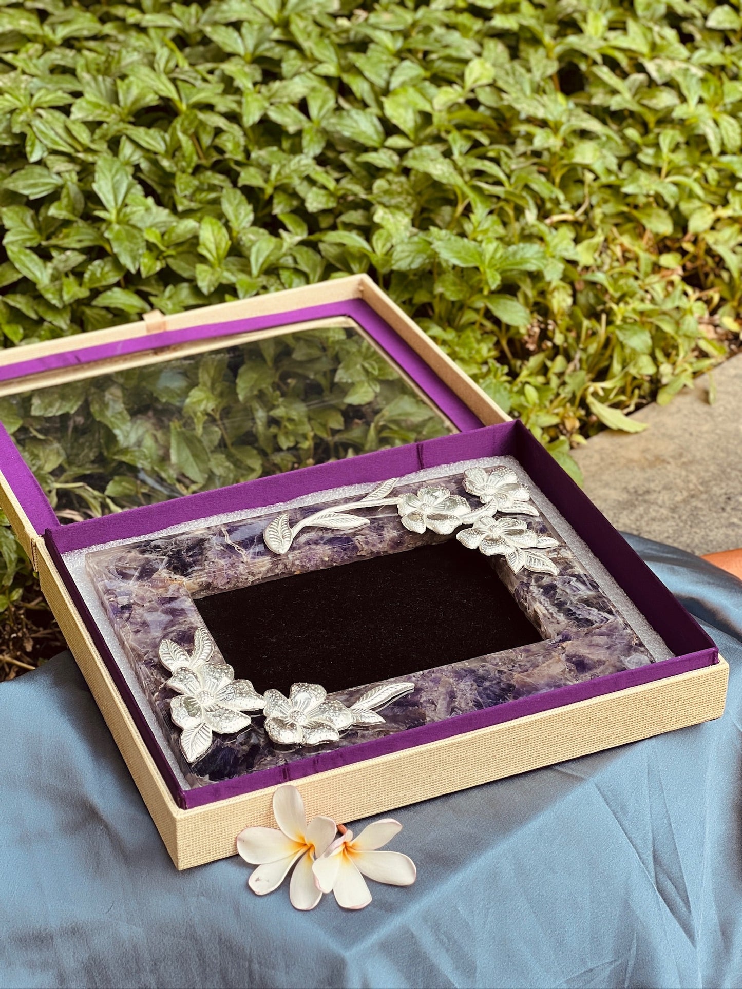 Purple Agate Crystal Picture Gemstone Frame Polished Natural Stone with Silver Plated decoration