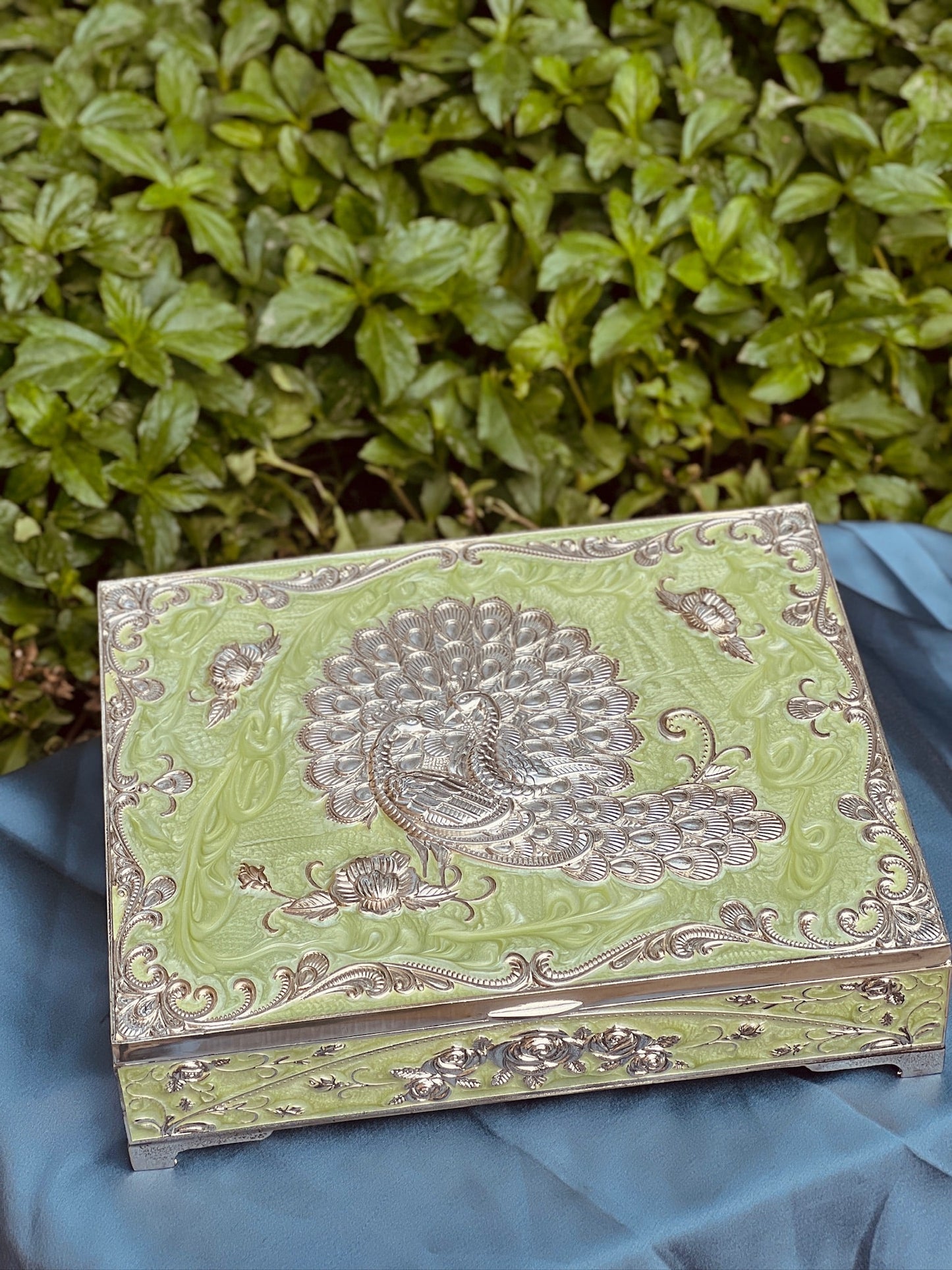 Premium Dry fruit cum Mukhwas Enamel Box-Green