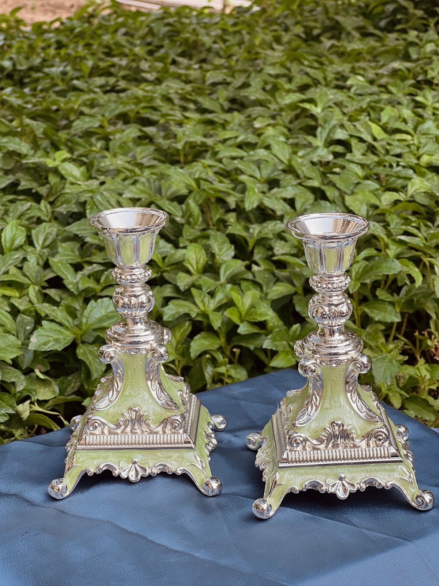 Luxurious Enamel set of Candle Stand-Green