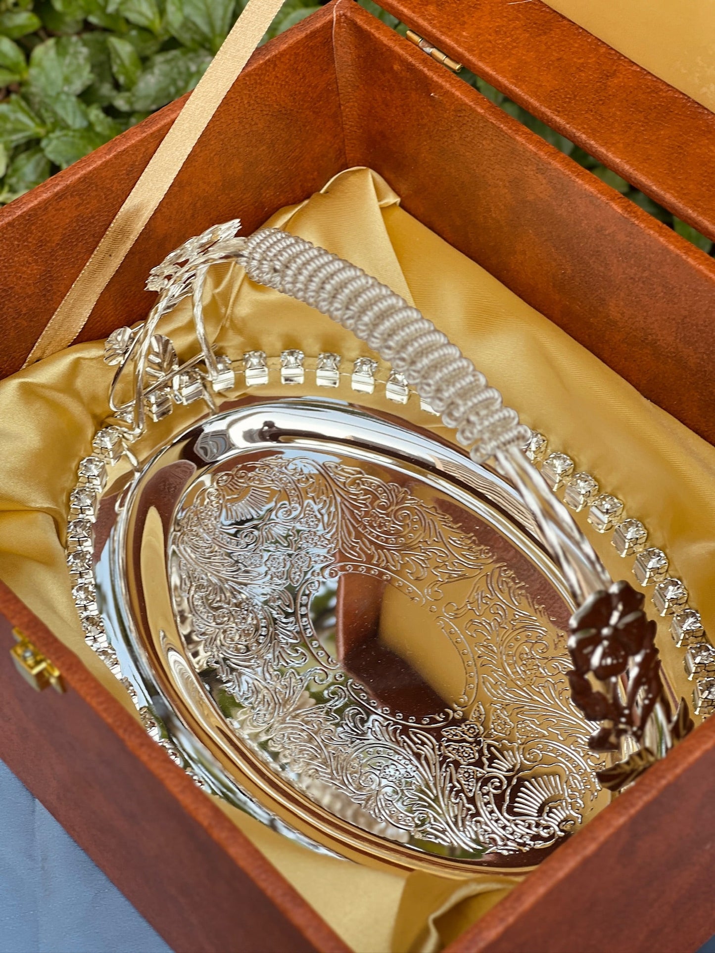 Rectangle Shape Fruit Tray, Handle Design Retro Style