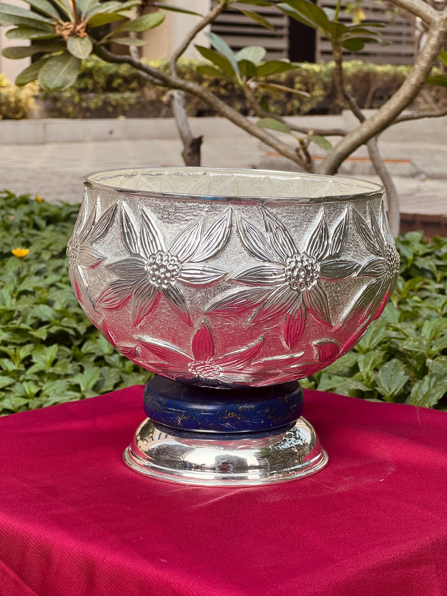 Luxurious SIlver Plated Bowl With Stone Ring