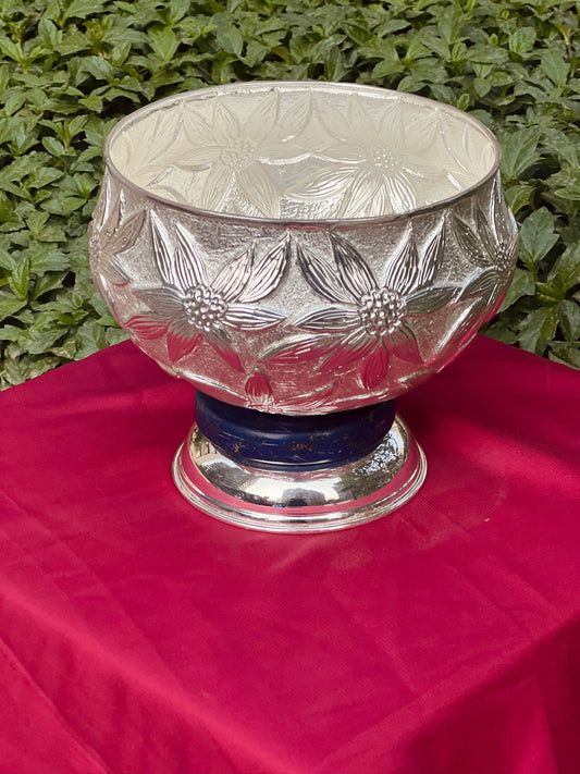 Luxurious SIlver Plated Bowl With Stone Ring
